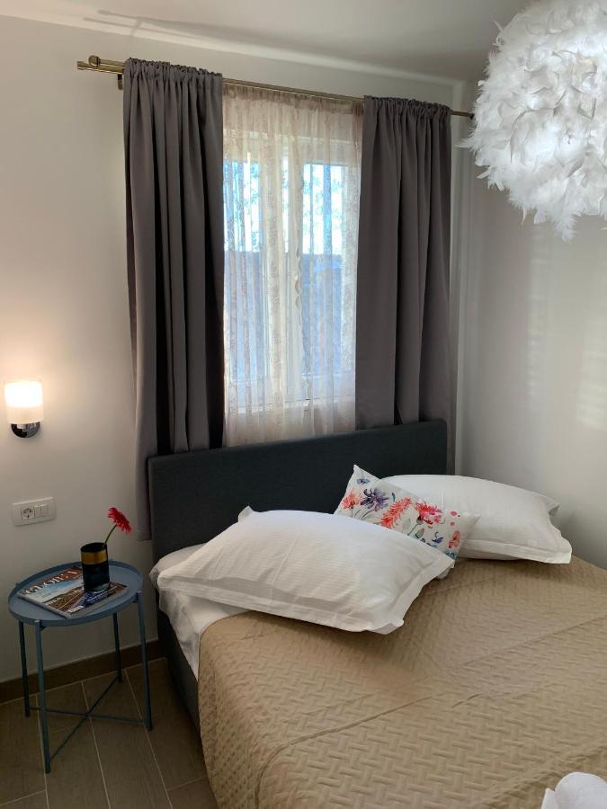 Apartman Onavi Makarska Exteriör bild