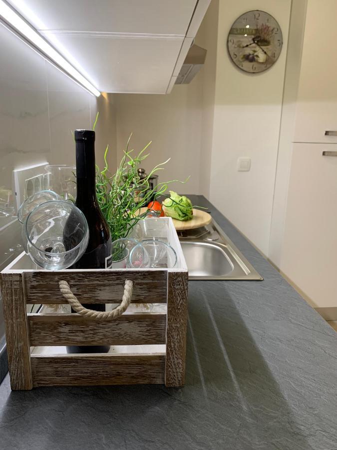 Apartman Onavi Makarska Exteriör bild